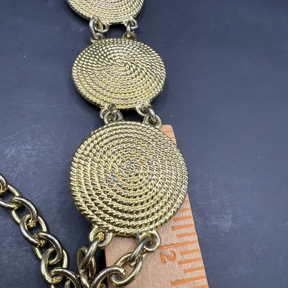 Vintage‎ 1980s Gold Tone Medallion Chain Belt 44